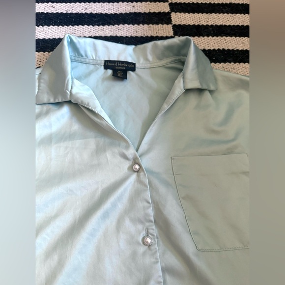 House of Harlow 1960 silky pajama top.  Pearl buttons- L - Picture 4 of 4
